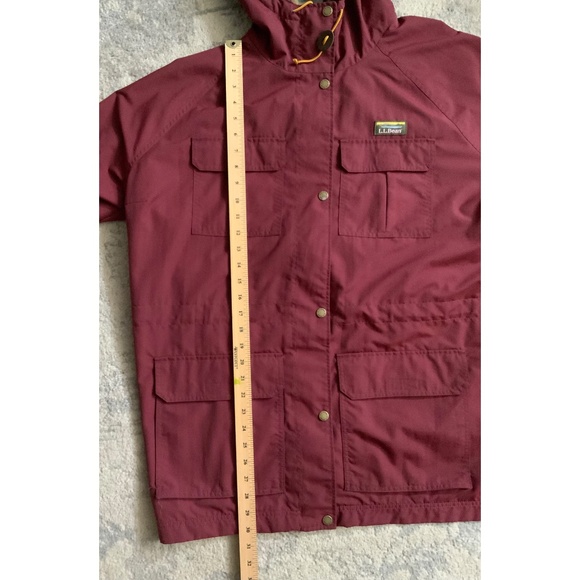 L.L. Bean Mountain woman’s Classic Water-Resistant lined jacket, size 3X - Picture 4 of 9